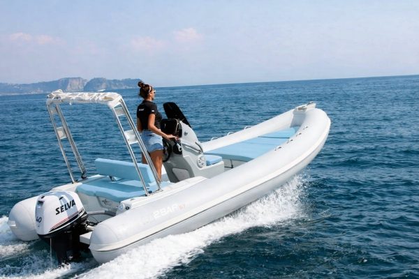 2Bar-570-001-Noleggio-Gommone